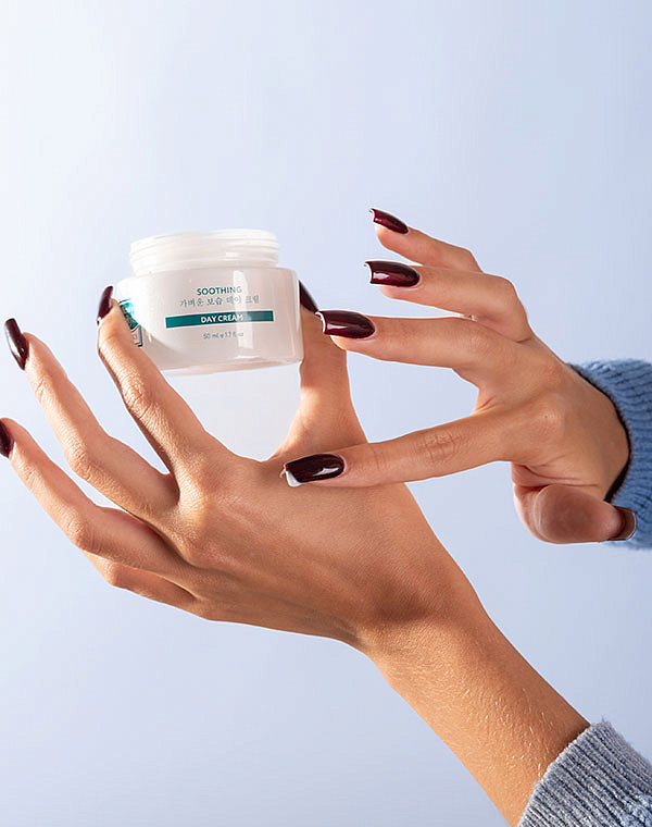 Дневной легкий увлажняющий крем "Аква 24" Beauty Style, 50 мл 7